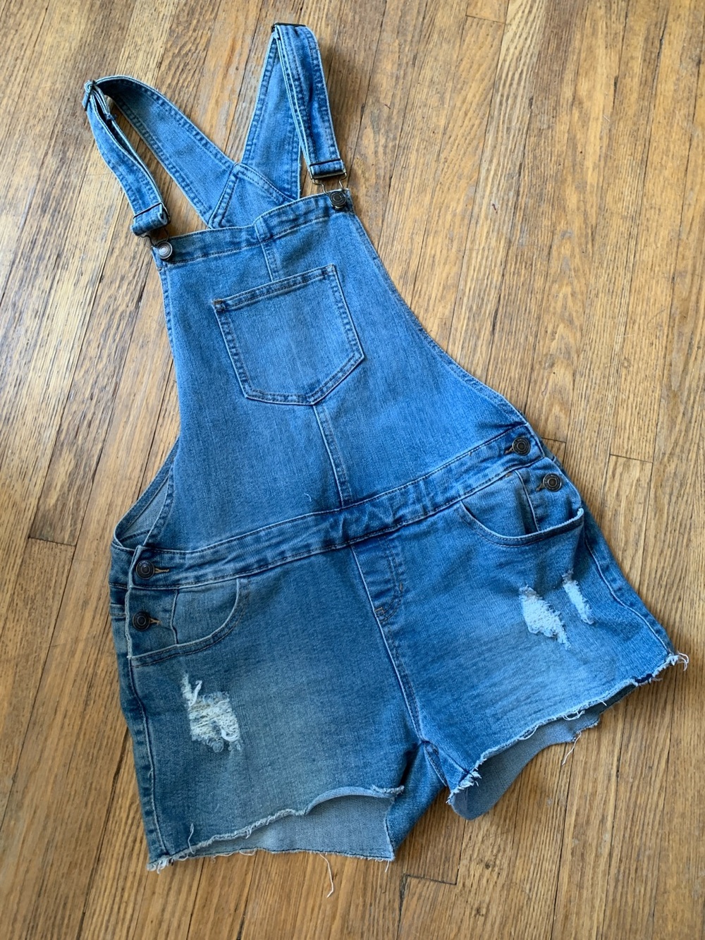 Sweeeet vintage denim overall short set💙Has stretch! See measurements. SO CUTE💙!